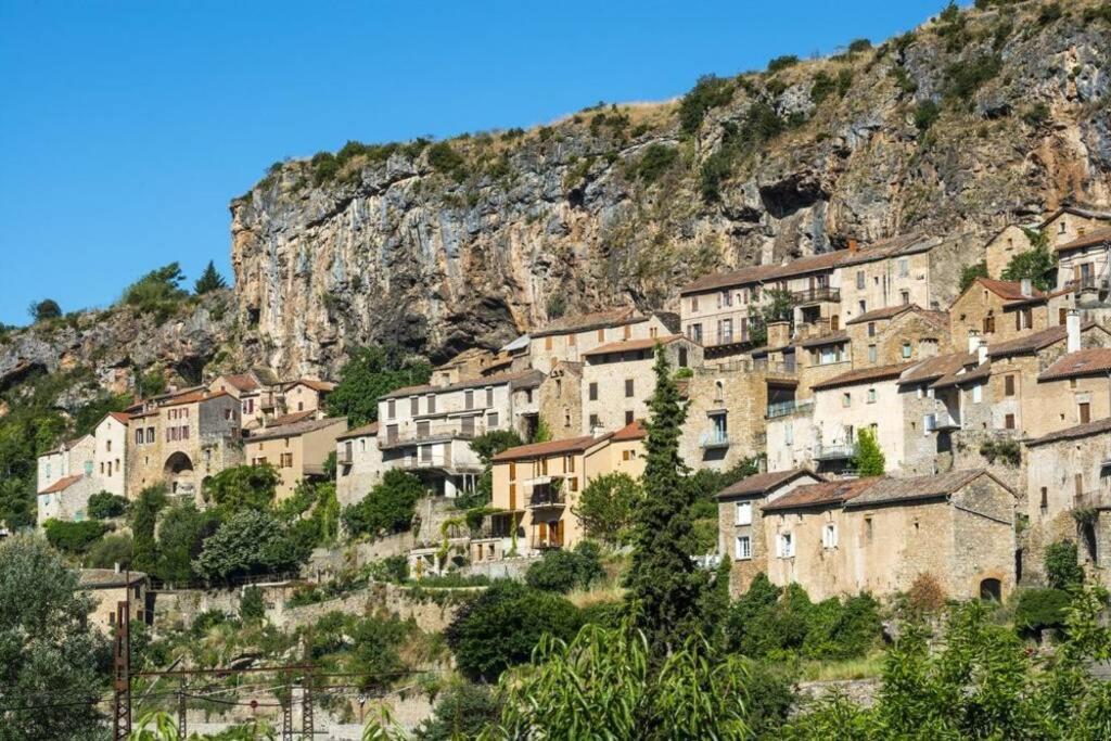 T 2 Dans Village Vacances 3 *** A Saint Geniez 2 Piscines Chauffee Pierrefiche  Экстерьер фото